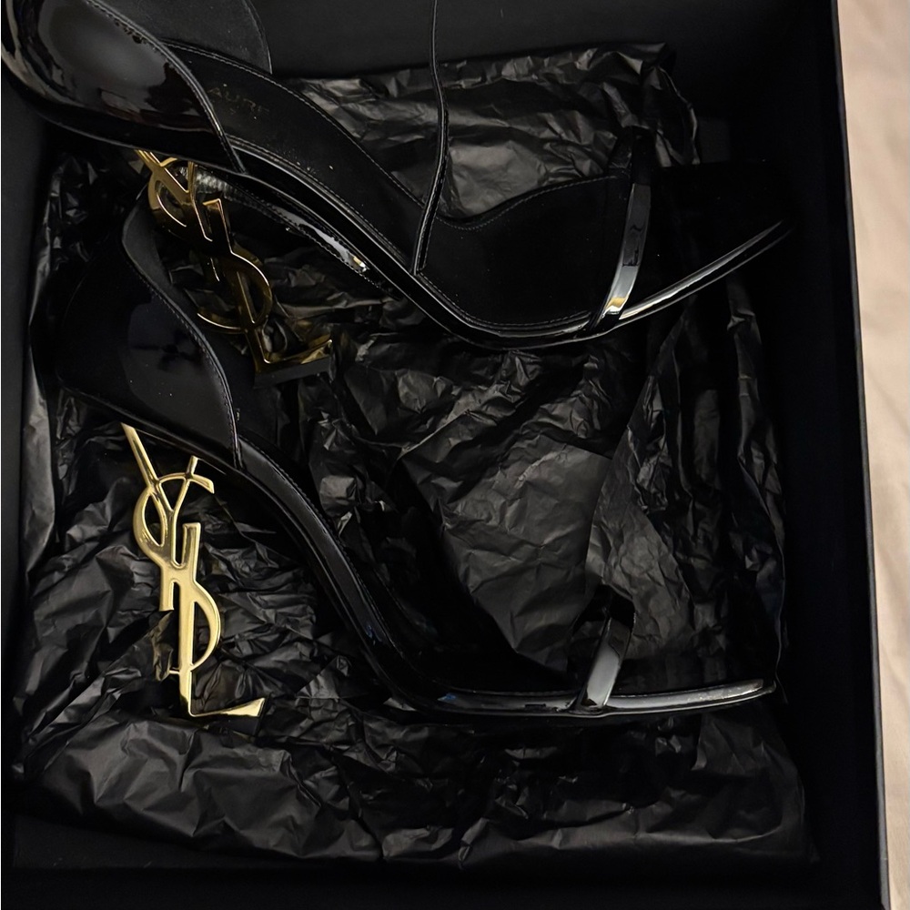 Yves Saint Laurent Black Box with White Label Stickers - Picture 2 of 13